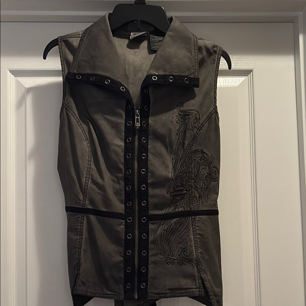 Harley Davidson vest Stylish Gray Sleeveless Vest with Embroidery XL